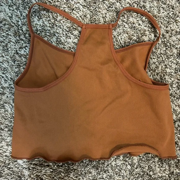 La Hearts by Pacsun Rust Notch-Neck Ribbed Crop top - Picture 2 of 4